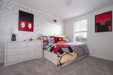 61ad3ed0f1e245caafbf25ac4de32b02 LargeOriginal.jpg