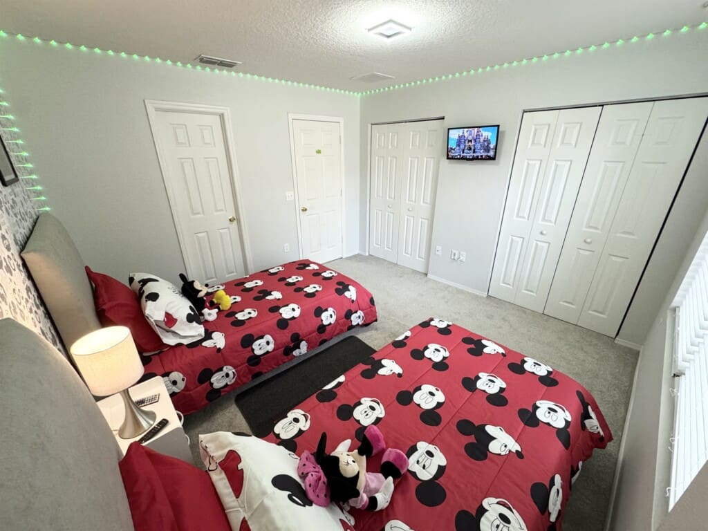 680d51a3c81a4eebb9227508b0da748e LargeOriginal.jpg
